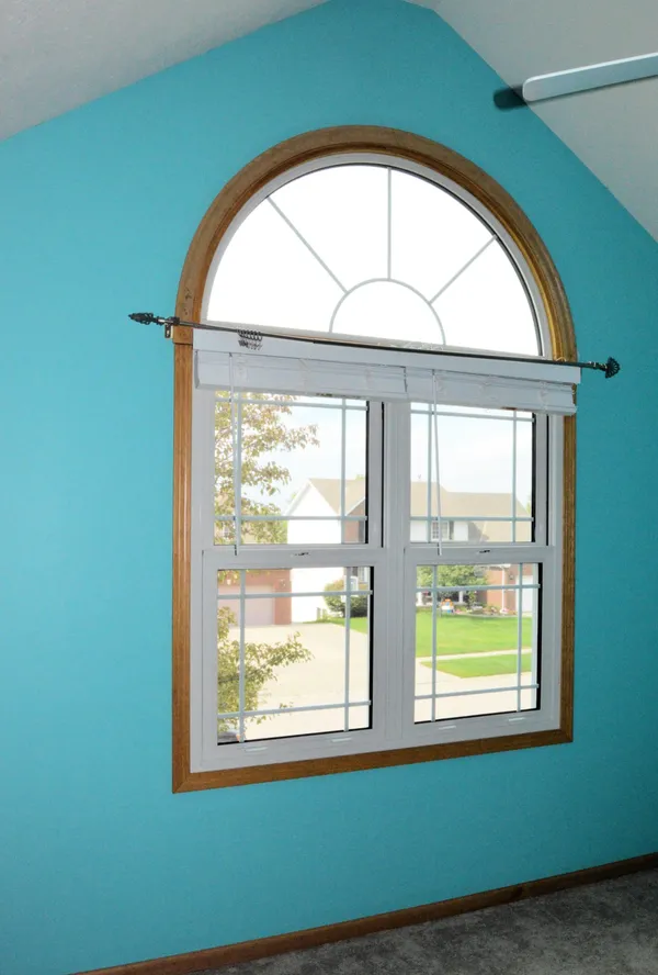 Double-hung window — large installation